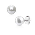 Classical pearl earring